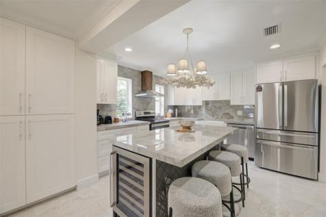 4821 NE 28th Avenue Lighthouse Point FL 33064
