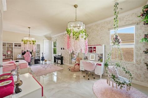 17362 Balaria Street Boca Raton FL 33496
