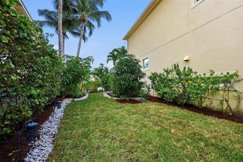 17362 Balaria Street Boca Raton FL 33496