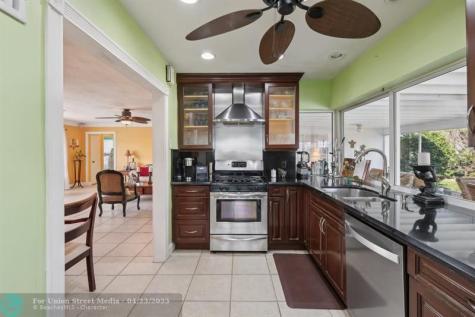 3820 NE 29th Avenue Lighthouse Point FL 33064