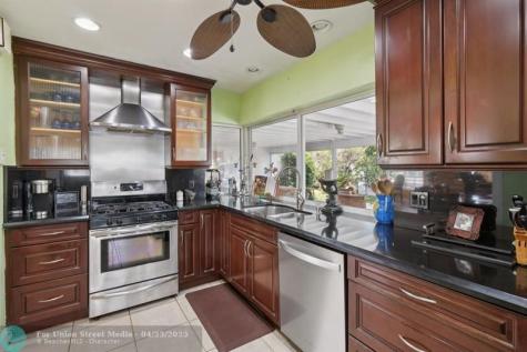3820 NE 29th Avenue Lighthouse Point FL 33064