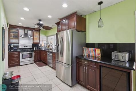 3820 NE 29th Avenue Lighthouse Point FL 33064