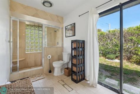 3820 NE 29th Avenue Lighthouse Point FL 33064