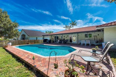 11721 NW 23rd Street Plantation FL 33323