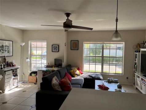 959 Azure Lane Weston FL 33326