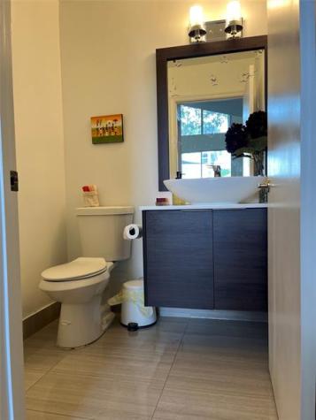 959 Azure Lane Weston FL 33326
