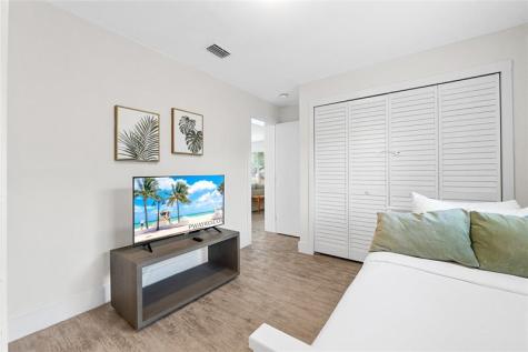 2621 NE 20th Street Pompano Beach FL 33064