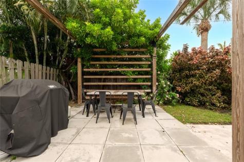 2621 NE 20th Street Pompano Beach FL 33064