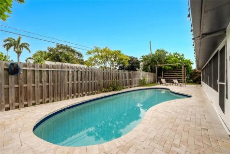 2621 NE 20th Street Pompano Beach FL 33064