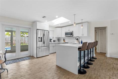2621 NE 20th Street Pompano Beach FL 33064