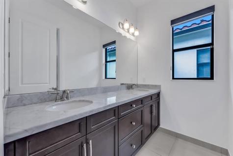 1286 SW 113th Way Pembroke Pines FL 33025
