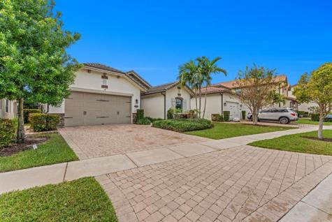 1286 SW 113th Way Pembroke Pines FL 33025