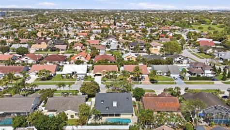 340 Apache Lane Boca Raton FL 33487