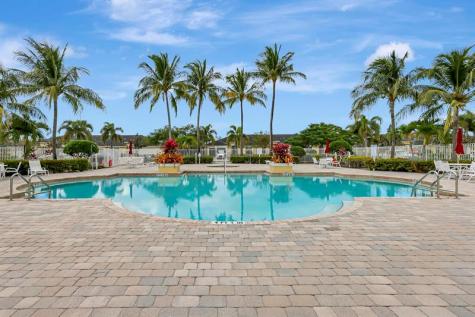 6556 NW Oaklawn Way Port St Lucie FL 34983