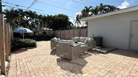 1424 Adams Street Hollywood FL 33020