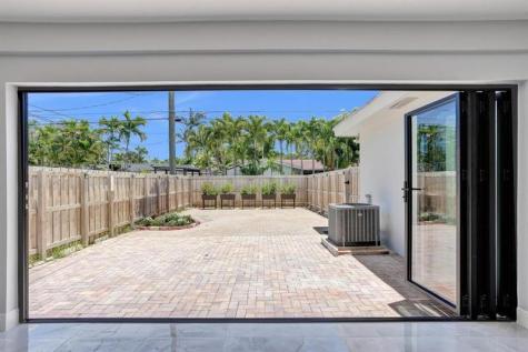 1424 Adams Street Hollywood FL 33020