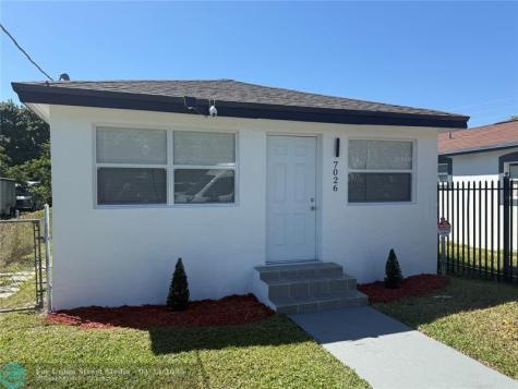 7026 NW 21st Avenue Miami FL 33147