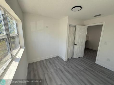 7026 NW 21st Avenue Miami FL 33147