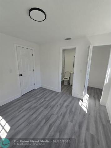 7026 NW 21st Avenue Miami FL 33147