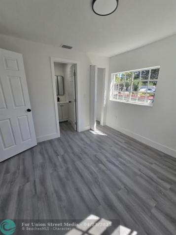 7026 NW 21st Avenue Miami FL 33147