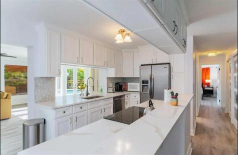 2521 NE 51st Street Lighthouse Point FL 33064