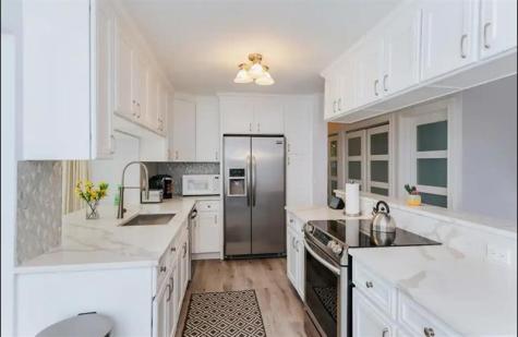2521 NE 51st Street Lighthouse Point FL 33064