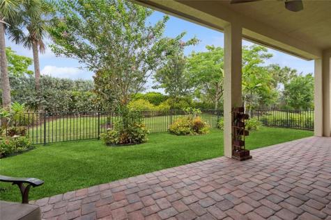 9265 Porto Way Parkland FL 33076