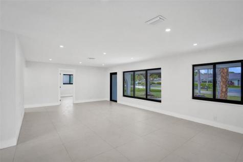 518 Linnet Circle Delray Beach FL 33444