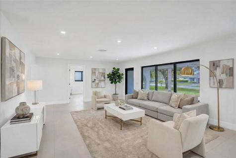 518 Linnet Circle Delray Beach FL 33444
