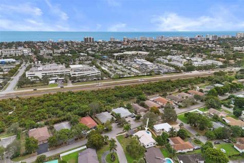 518 Linnet Circle Delray Beach FL 33444