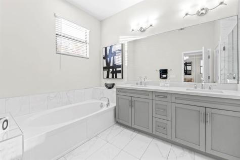 4919 Whispering Way Fort Lauderdale FL 33312