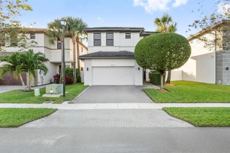 4919 Whispering Way Fort Lauderdale FL 33312