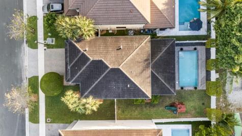 4919 Whispering Way Fort Lauderdale FL 33312