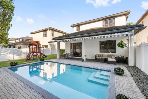 4919 Whispering Way Fort Lauderdale FL 33312