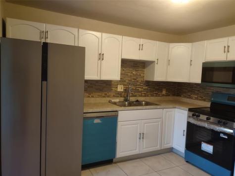 128 Miami Gardens Road West Park FL 33023