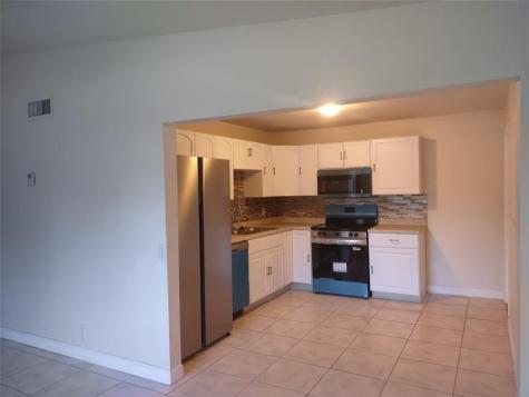 128 Miami Gardens Road West Park FL 33023