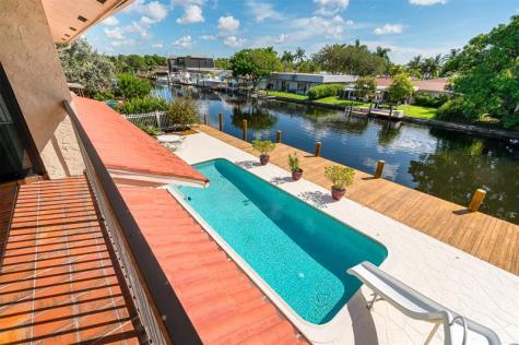 370 SE 13th Avenue Pompano Beach FL 33060