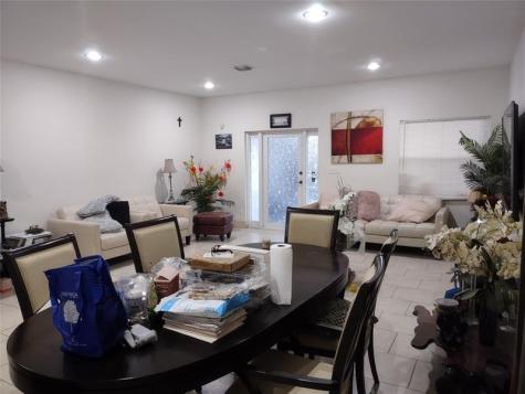 4819 SW 21st Street West Park FL 33023