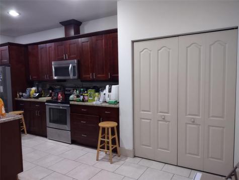 4819 SW 21st Street West Park FL 33023