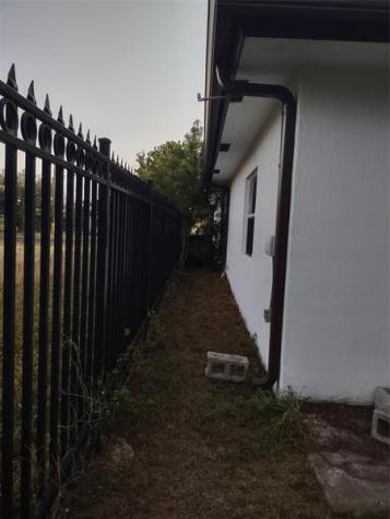 4819 SW 21st Street West Park FL 33023