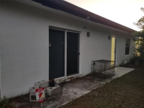 4819 SW 21st Street West Park FL 33023