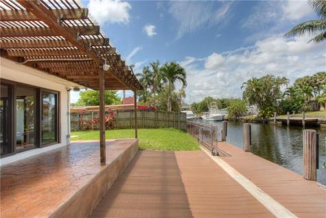 2493 Andros Lane Fort Lauderdale FL 33312