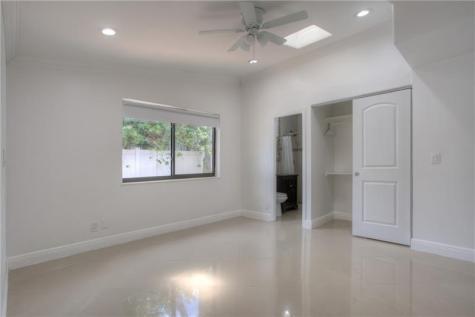 2493 Andros Lane Fort Lauderdale FL 33312