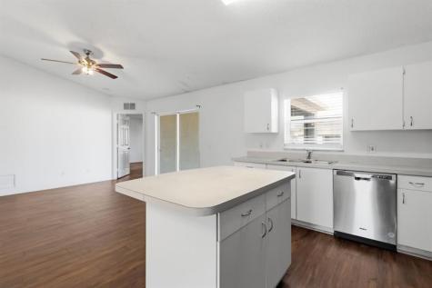 581 NW Goldcoast Avenue Port St Lucie FL 34983