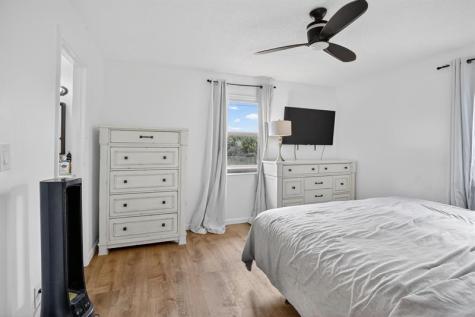 7741 NW 42nd Court Davie FL 33024