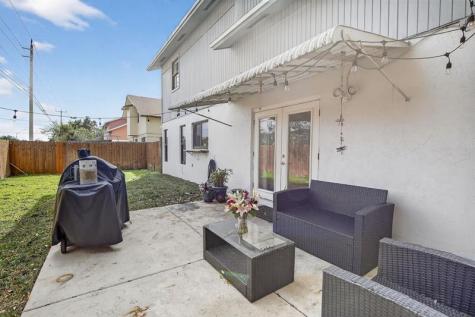 7741 NW 42nd Court Davie FL 33024