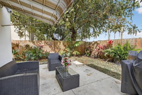 7741 NW 42nd Court Davie FL 33024