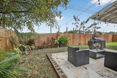 7741 NW 42nd Court Davie FL 33024