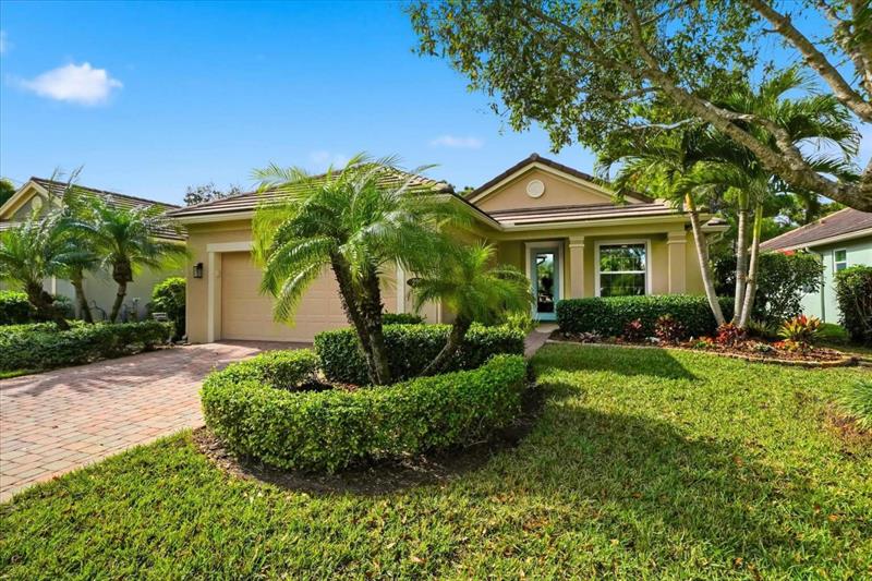 235 11TH Square Vero Beach FL 32962