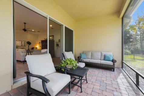 235 11TH Square Vero Beach FL 32962